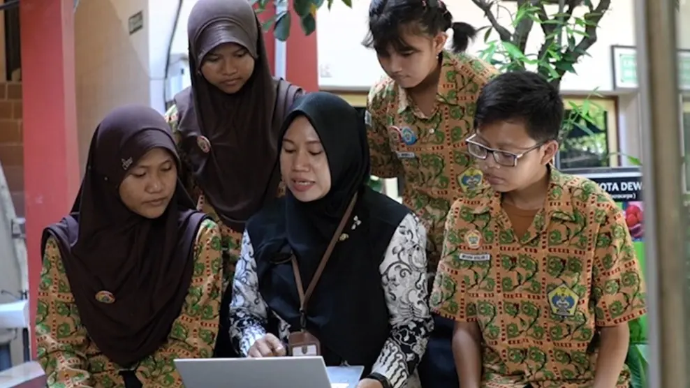 Aplikasi Administrasi Sekolah: Solusi Digital Manajemen Pendidikan